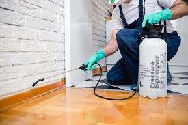 Best Pest Control for Hotels  in Massillon, OH